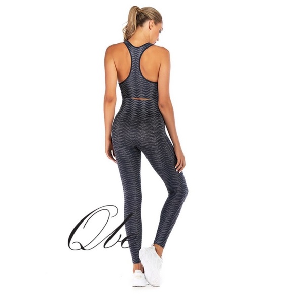 Seamless Sports Bra and Legging workout yoga set - Picture 5 of 6